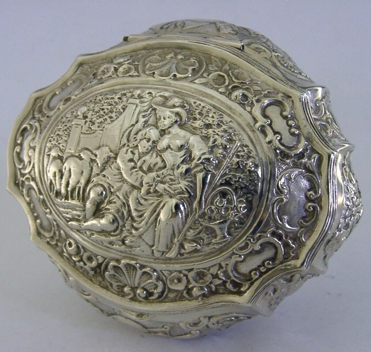 Heavy 110g Superb German Solid Silver Table Trinket Table Box C1900 Antique photo Home Decor
