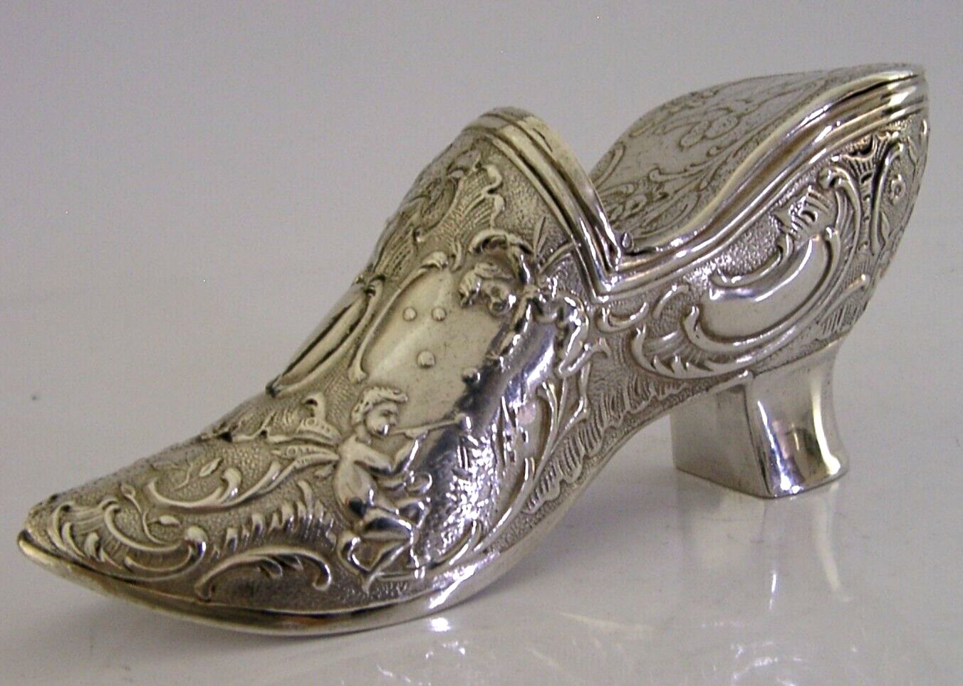Good Size 4 Inch Rare German Hanau Solid Silver Shoe Box C1900 Antique 60g photo furniture
