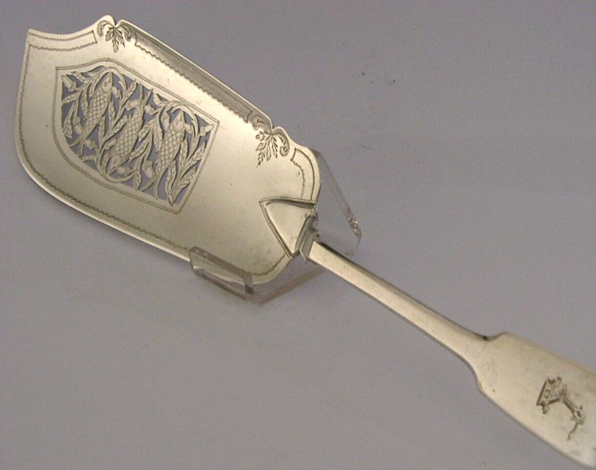 O'connor Family Crested Victorian Sterling Silver Fish Server 1844 Antique 134g photo 395.0