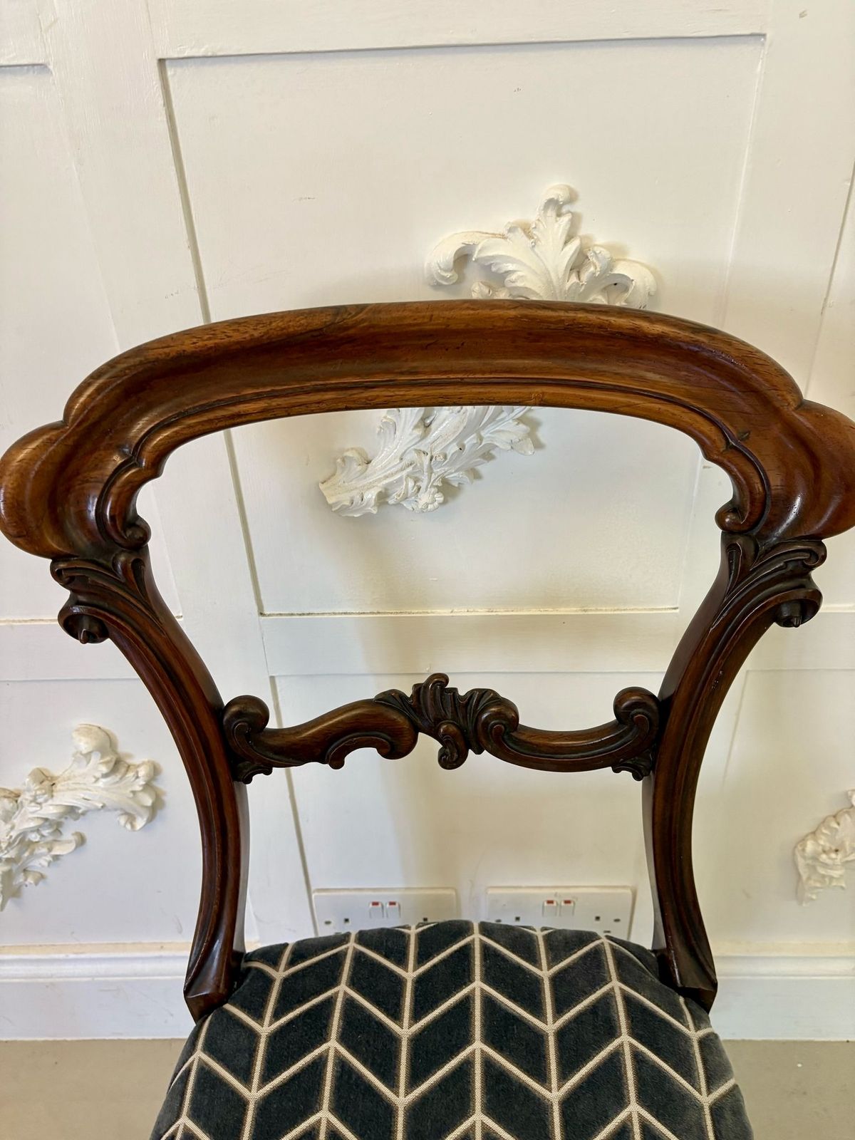 Pair Of Antique 19th Century Quality Carved Rosewood Side Chairs photo vintage