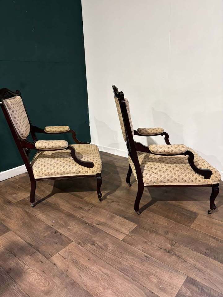 Furniture Pair Of Antique Mahogany Framed Drawing Room Chairs photo