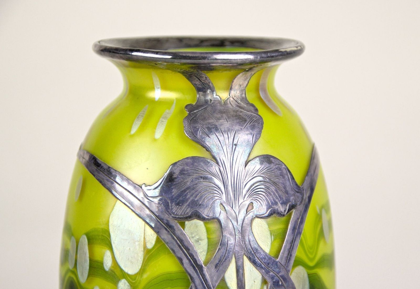 Loetz Witwe Glass Vase "Cytisus Yellow" With Silver Overlay, Cz Circa 1902 photo vinterior