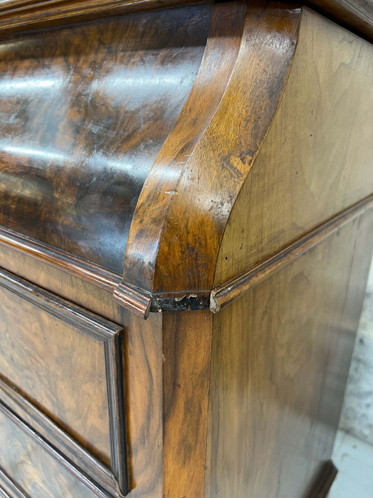 photo furniture Trans Atlantic Liner Marble Chest Of Drawers Wash Stand With Opening Lid