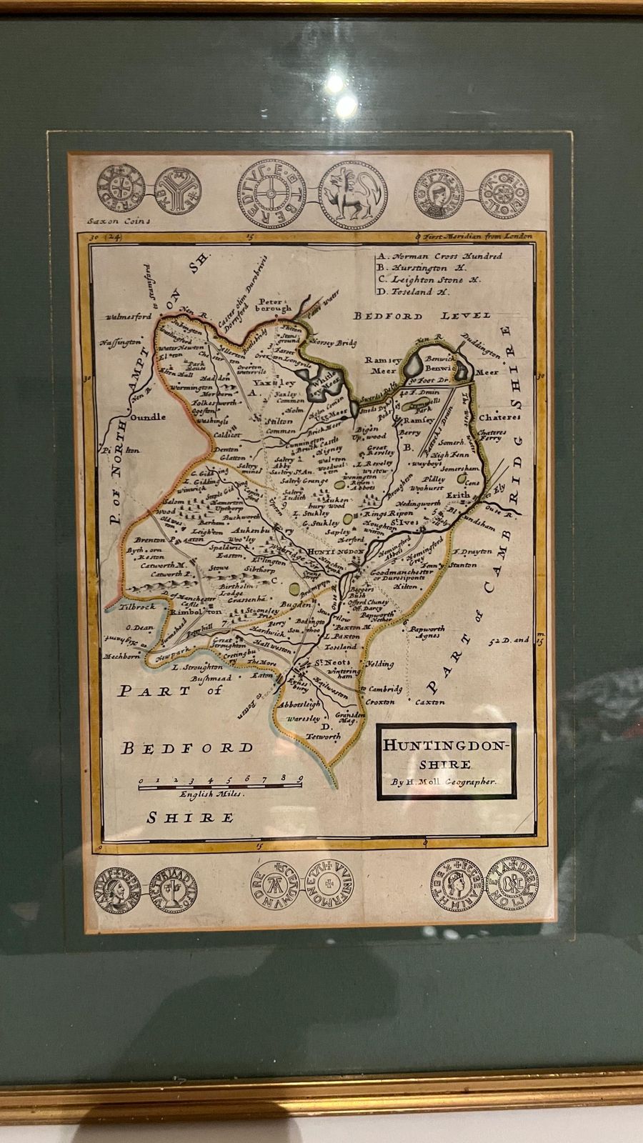 Framed 18th Century Map Of Huntingdonshire By Herman Moll – Antique English County Map photo for sale