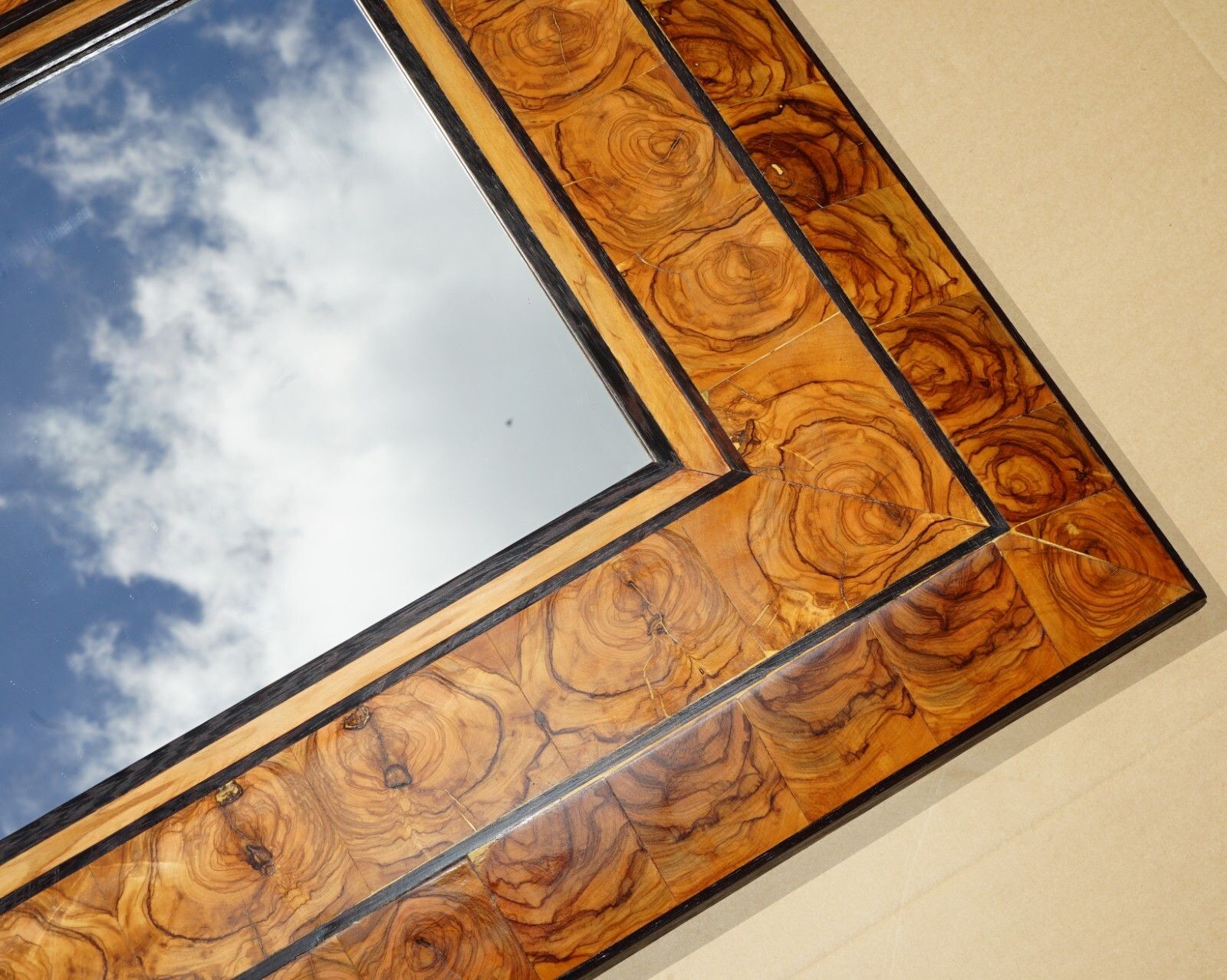 Large Exquisite Cushion Framed Oyster Laburnum Wood Wall Mirror Sublime Patina photo Home Decor