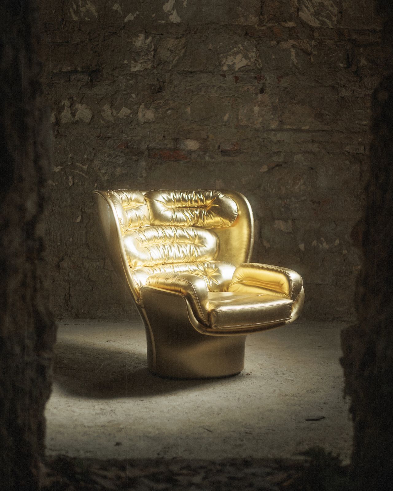 Golden Limited Edition Elda Chair By Joe Colombo For Longhi Italy No. 8/20 photo 15000.0
