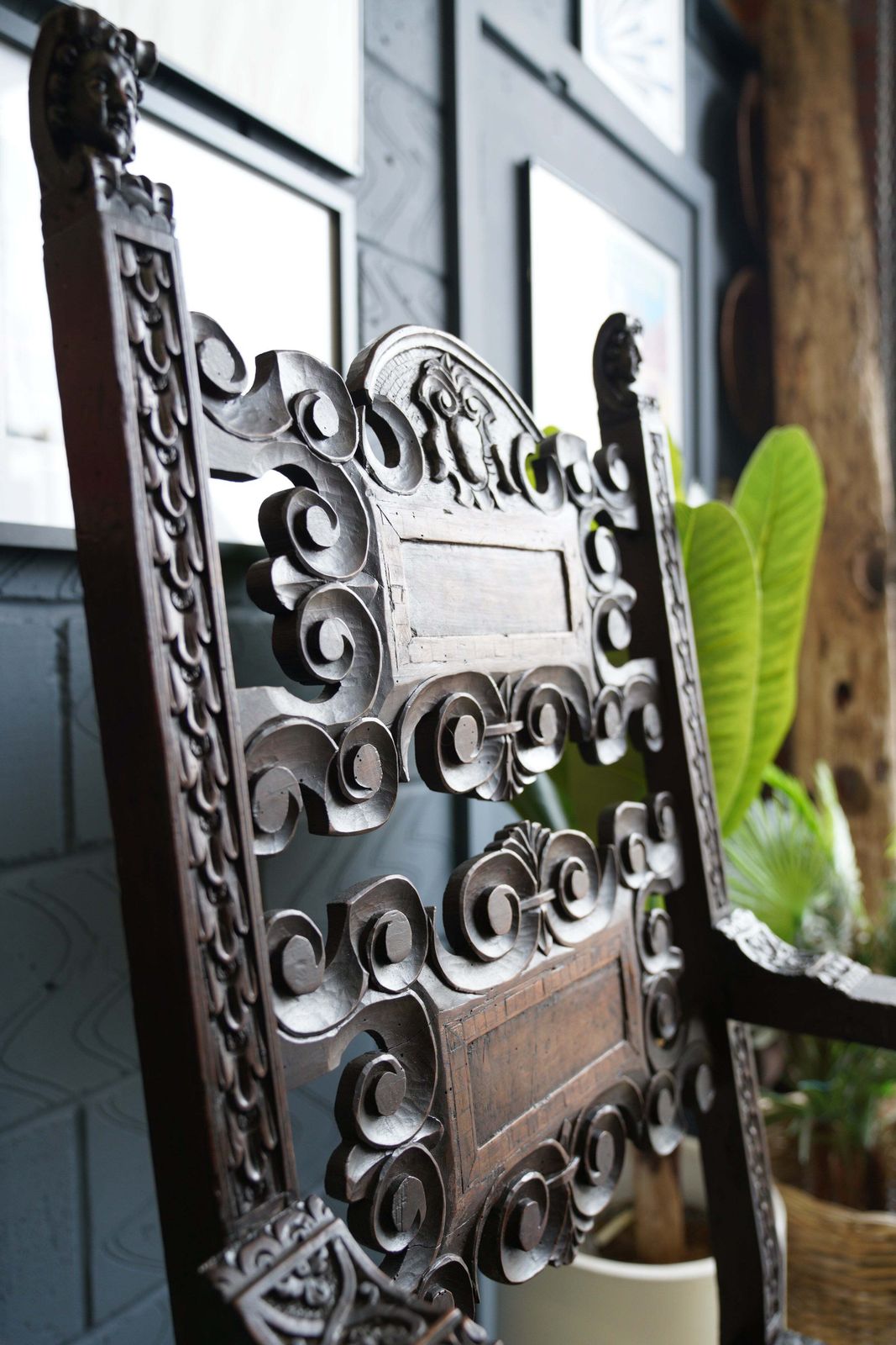 photo for sale Italian Renaissance Revival Hall Chair Carved Wainscot Throne Ecclesiastical
