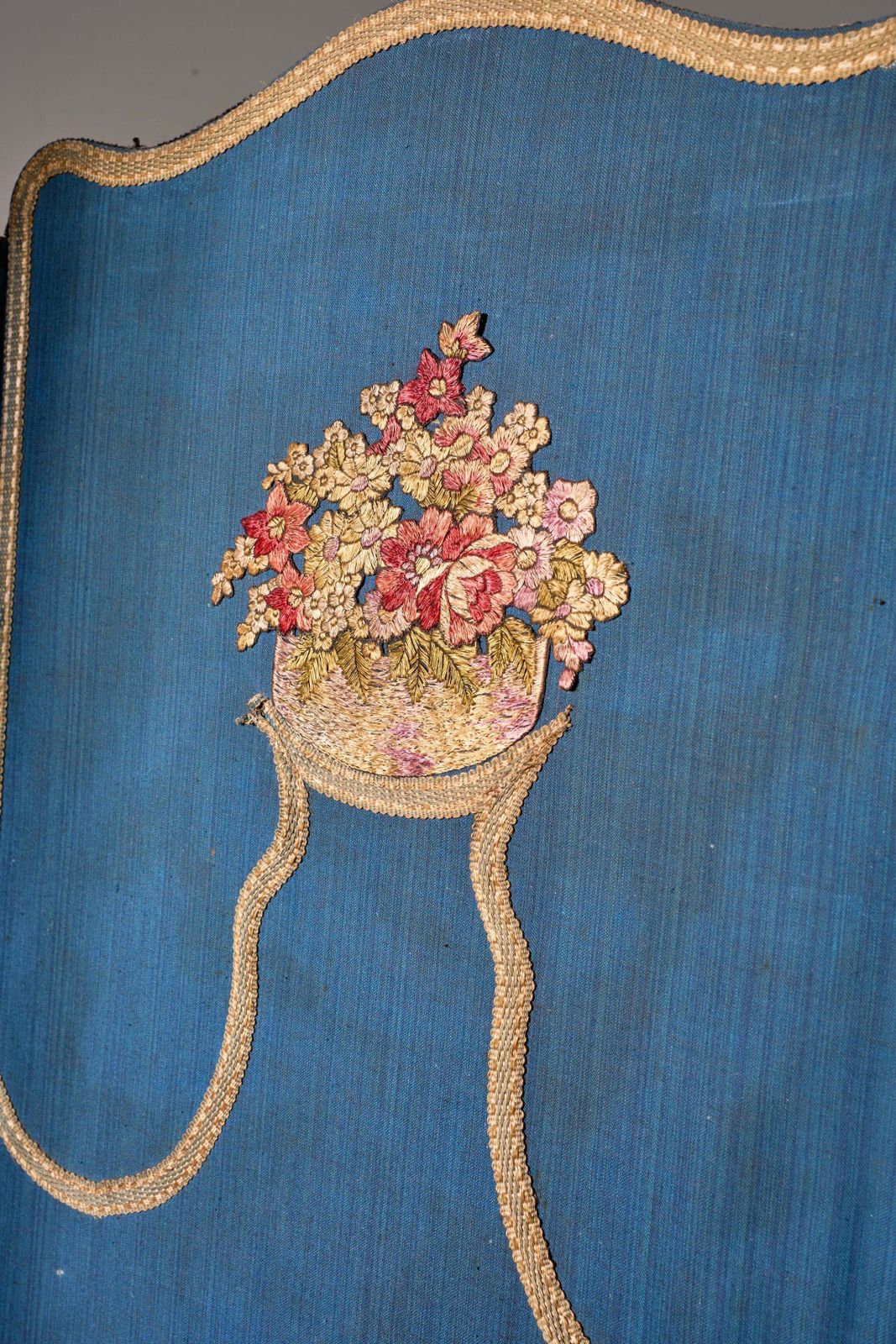 1920's Blue Embroidered Room Screen   4 Panel photo Home Decor