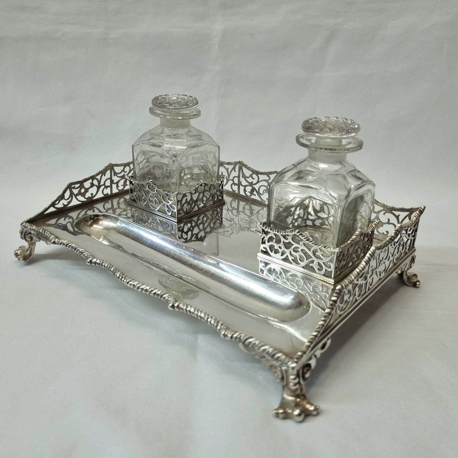 An Eye Catching Antique Victorian Sterling Silver Inkstand By John W. Figg, London 1884, With An Interesting Aristocratic Armorial Device.