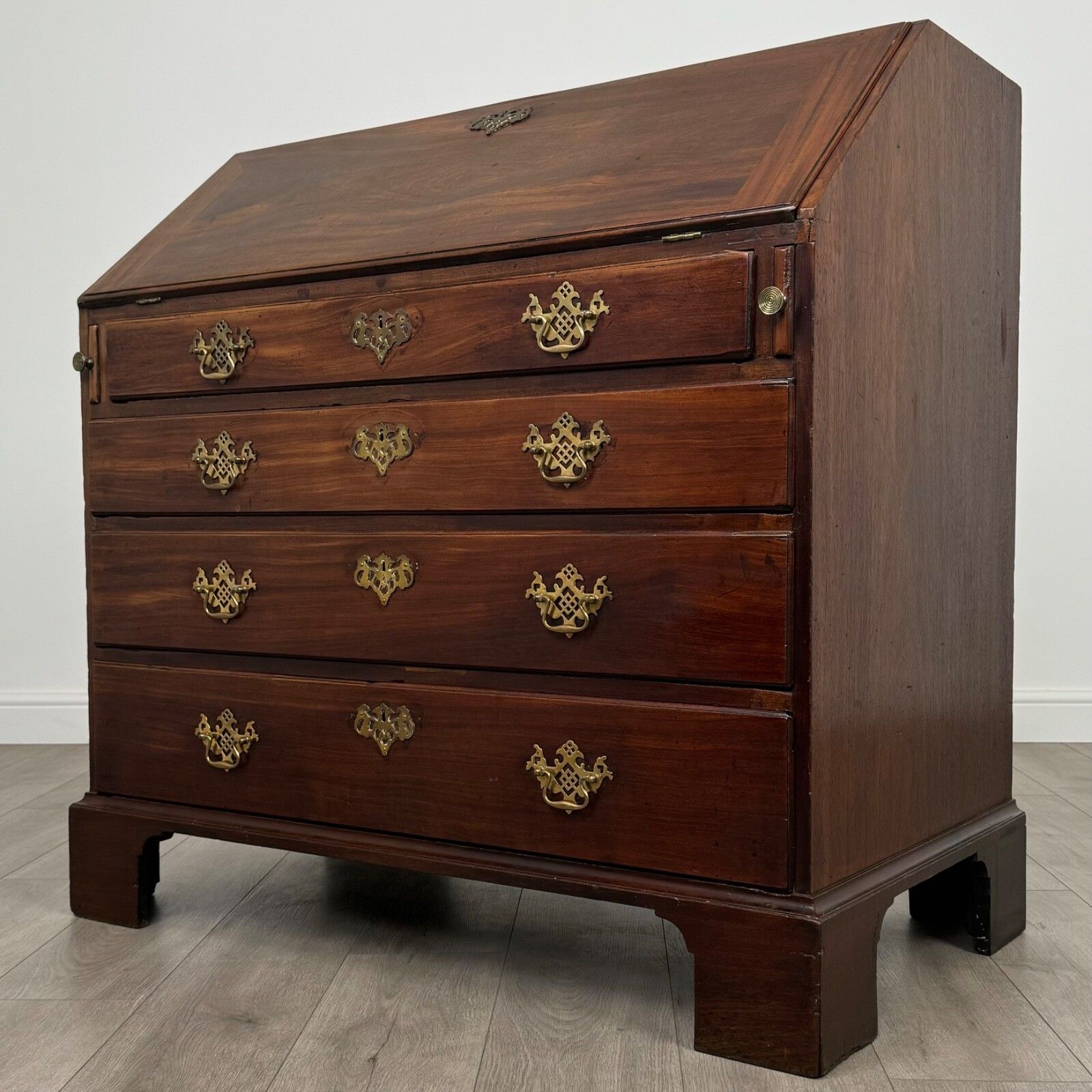 Antique 18th Century Fine Quality Bureau In Mahogany photo for sale