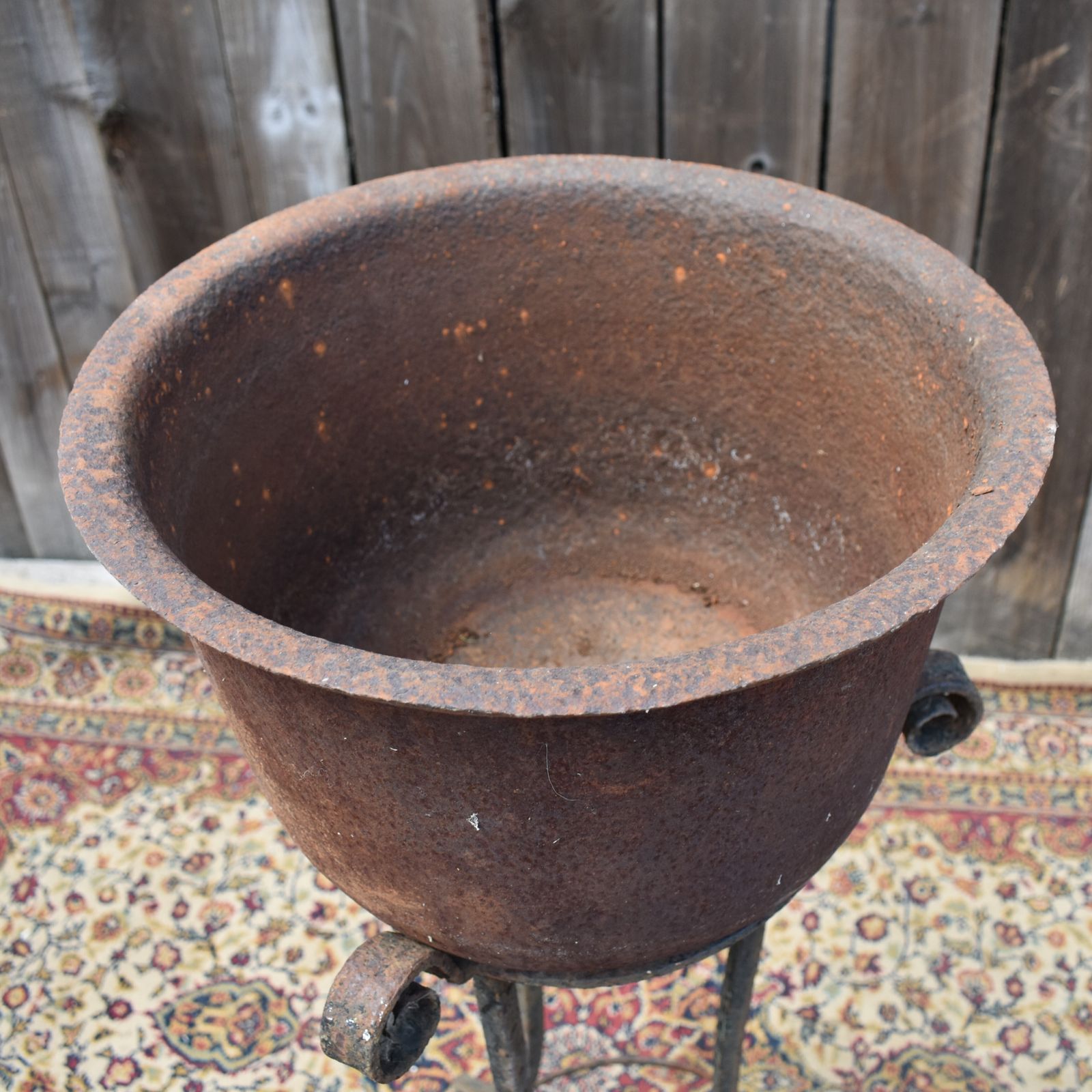Garden Decor Antique Blacksmith Hand Made Wrought Iron Stand Heavy Garden Cast Iron Planter photo