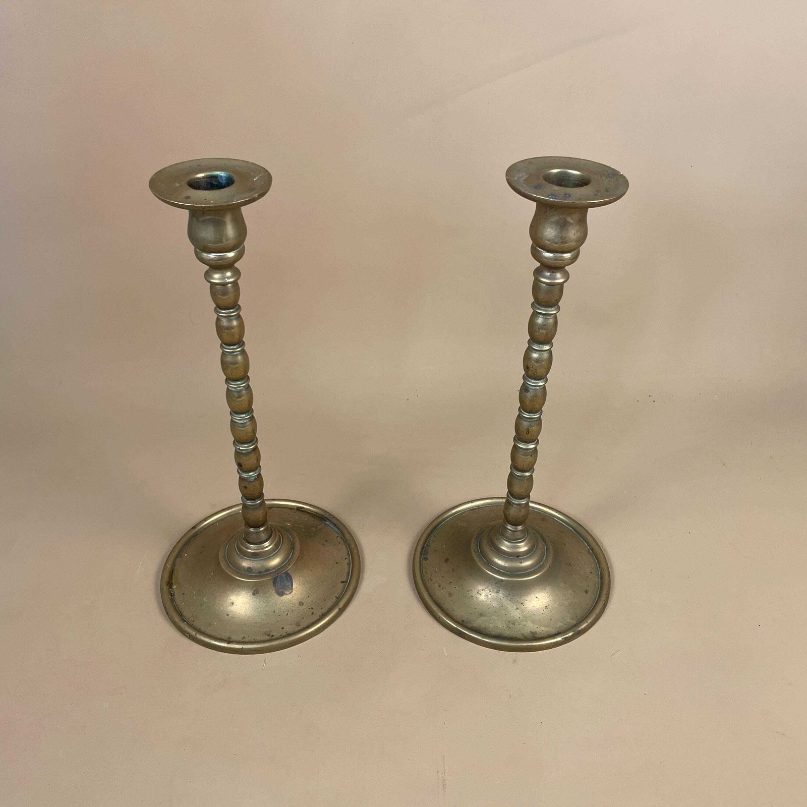 Antique Matching Pair Of Gold Brass Metal Candlestick Candle Stick Vintage Taper Dinner Candlesticks Column Pillar Round Base
