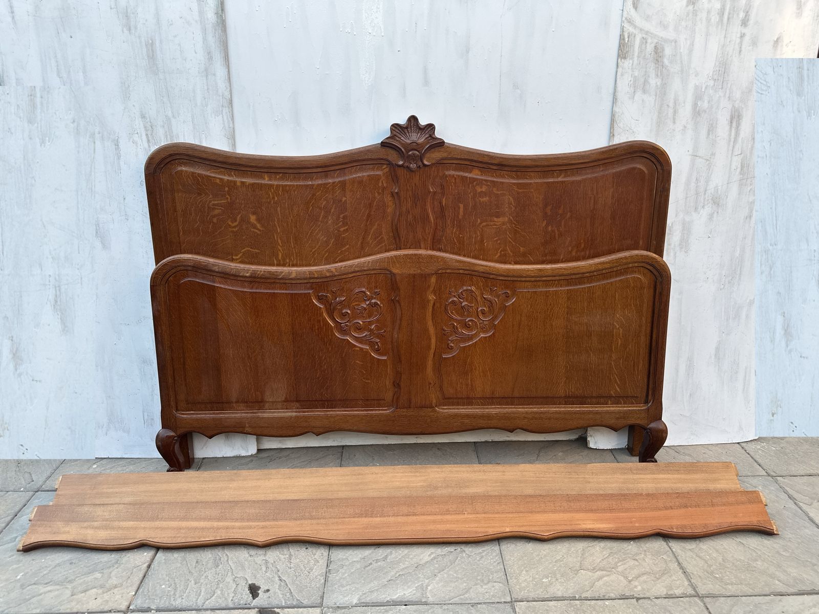 Attractive French Louis XV Antique Style Oak Double Bed Frame – Great Condition photo 375.0