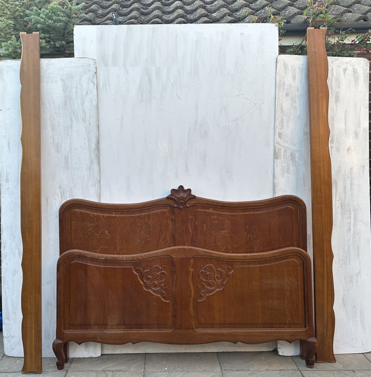 Attractive French Louis XV Antique Style Oak Double Bed Frame – Great Condition