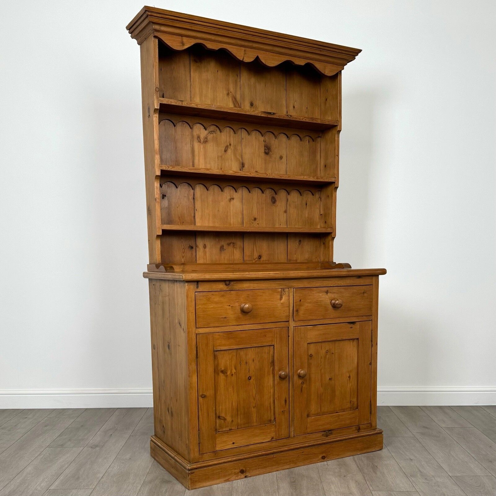 photo for sale Vintage 20th Century Good Quality Pine Dresser
