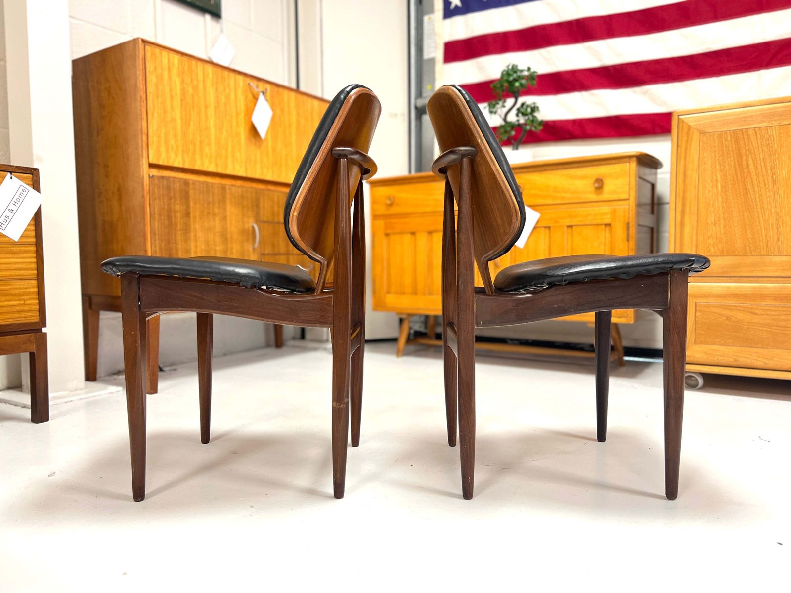 Pair Of Eilliotts Of Newbury, Teak And Leatherette Dining Chairs photo 395.0