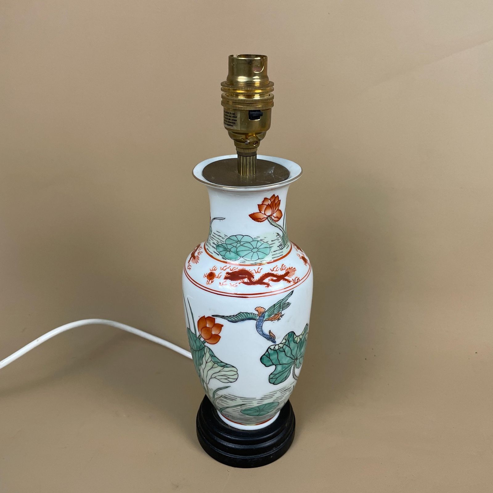 Antique Oriental Lamp Ceramic Light Bedside Table White Green Plants Bird Floral Wooden Base Vintage Round Small