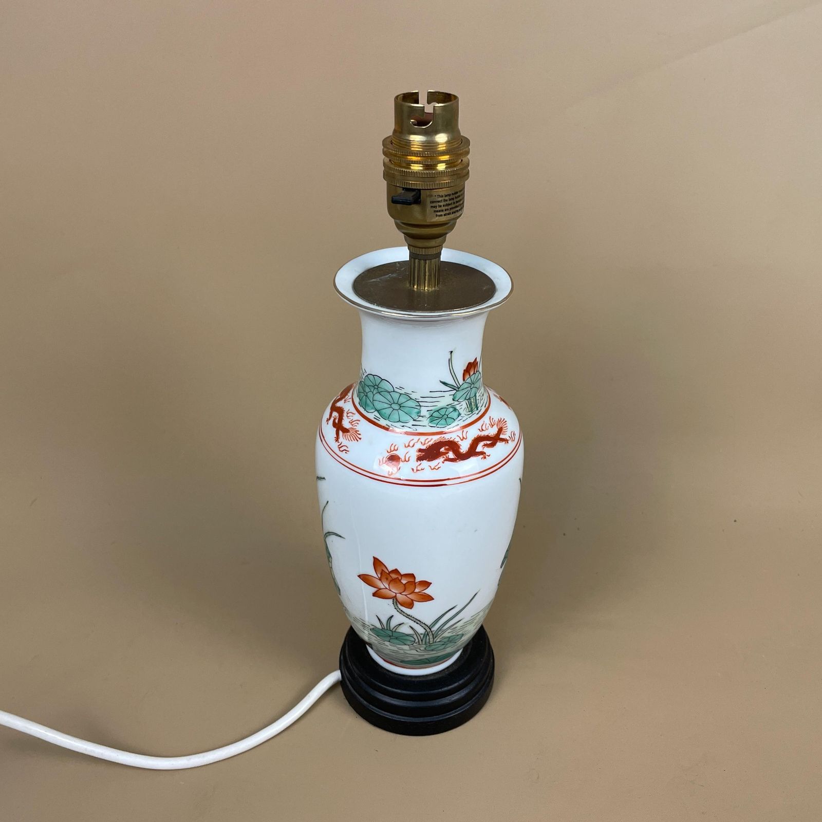 Antique Oriental Lamp Ceramic Light Bedside Table White Green Plants Bird Floral Wooden Base Vintage Round Small photo vinterior