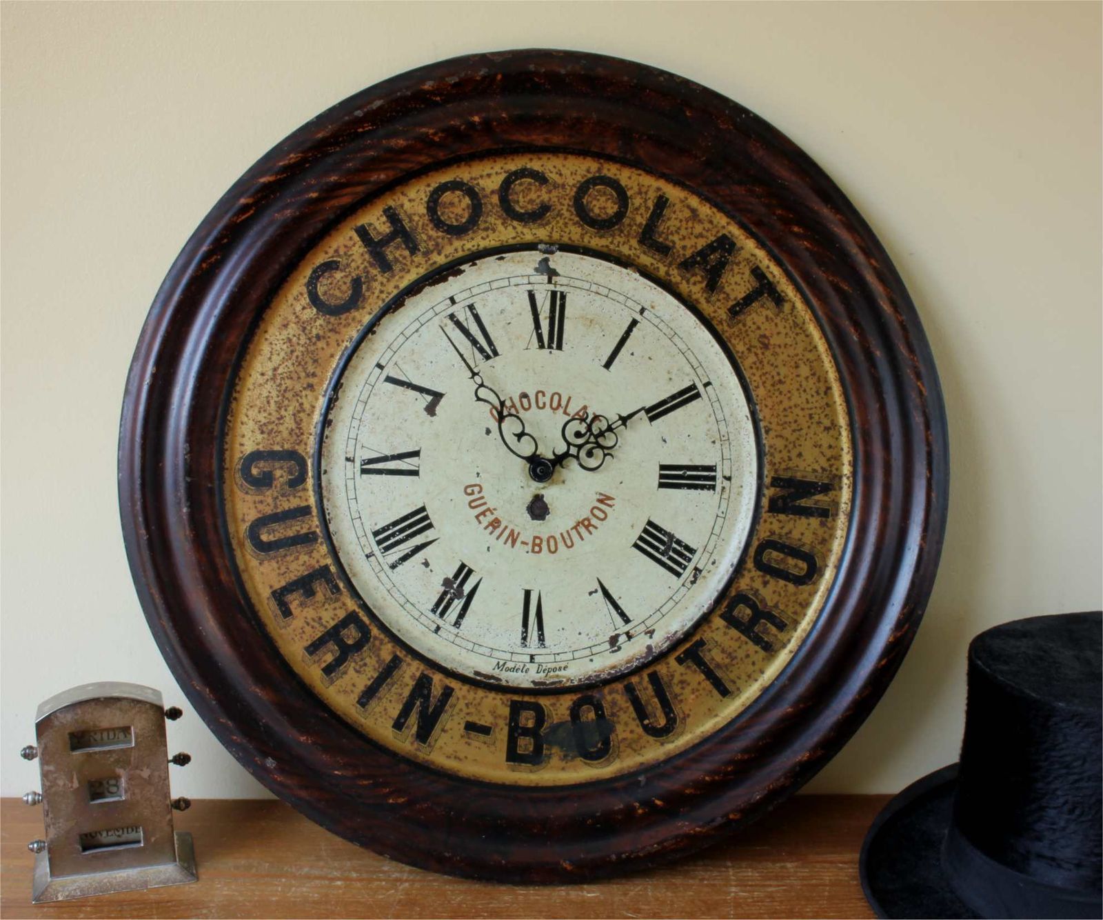 Home Decor French Guerin Boutron Chocolat Wall Clock. Chocolate Advertising Sign. photo