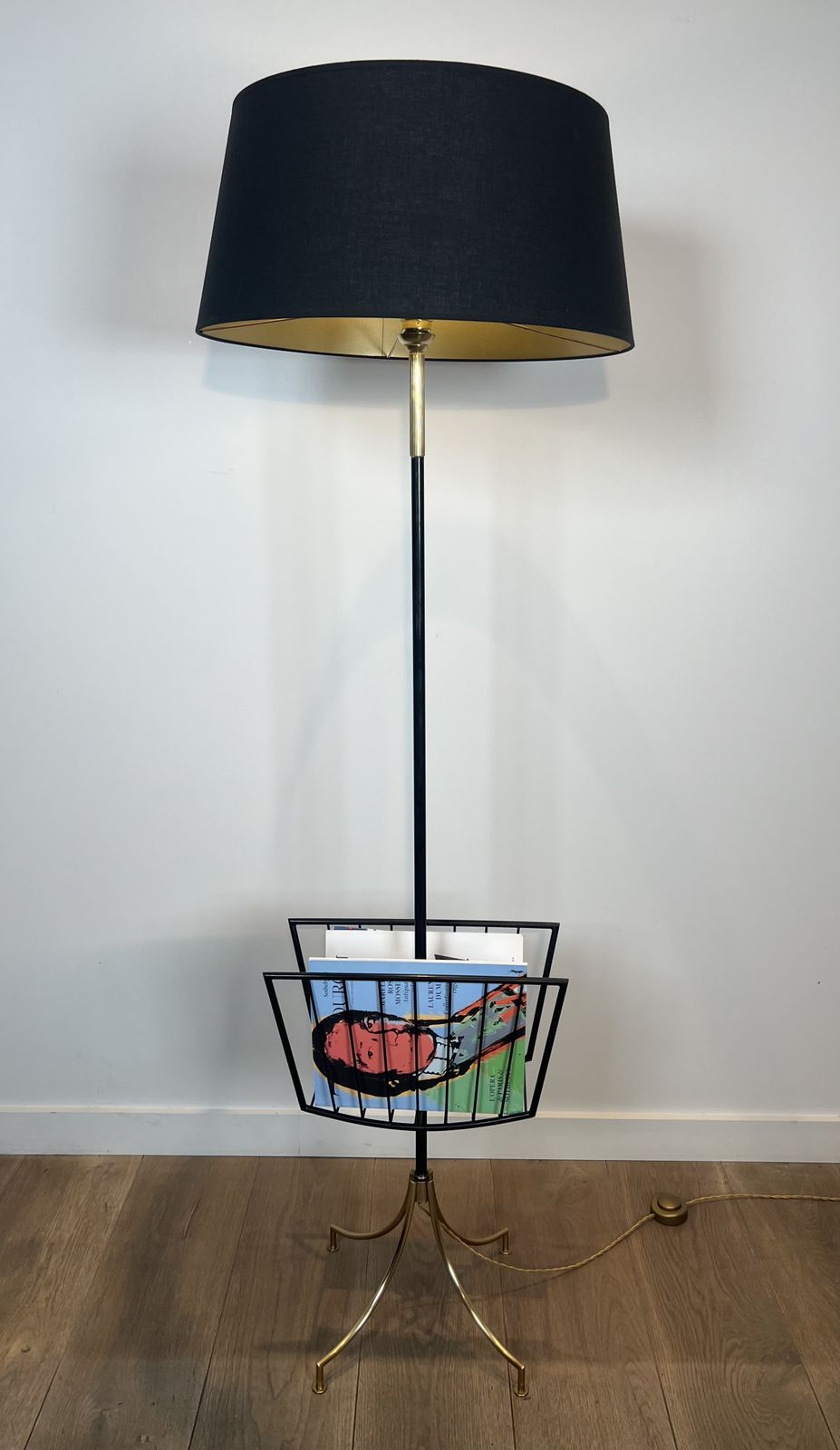 photo vinterior Designer Floor Lamp In Black Lacquered Metal And Brass With Incorporating A Magazine Rack