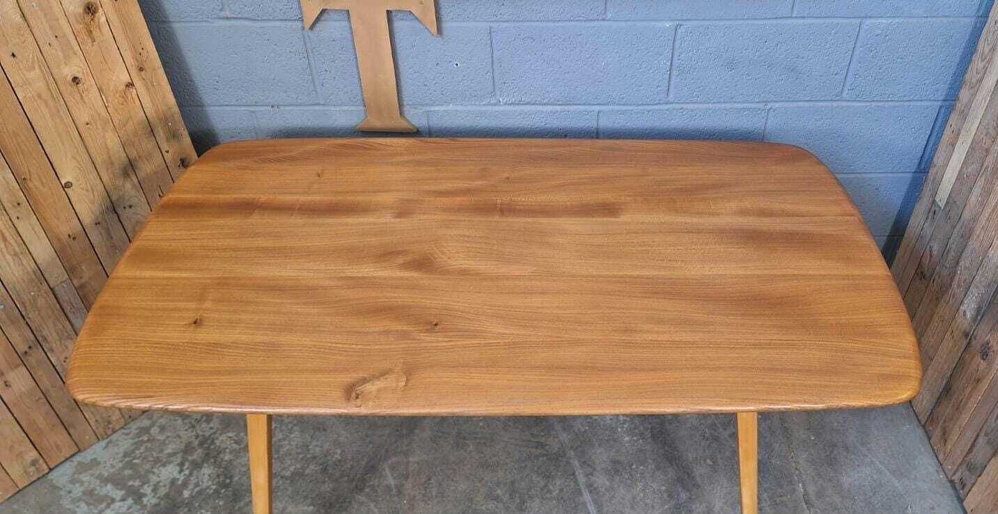 Beautiful Mid Century Vintage 1960s Ercol Plank Table & 6 Goldsmith Chairs In Excellent Condition photo 1850.0