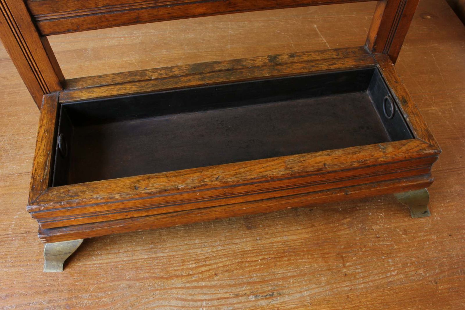 James Shoolbred Oak Hall Stick Stand. Arts & Crafts Umbrella Stand Rack. photo Home Decor