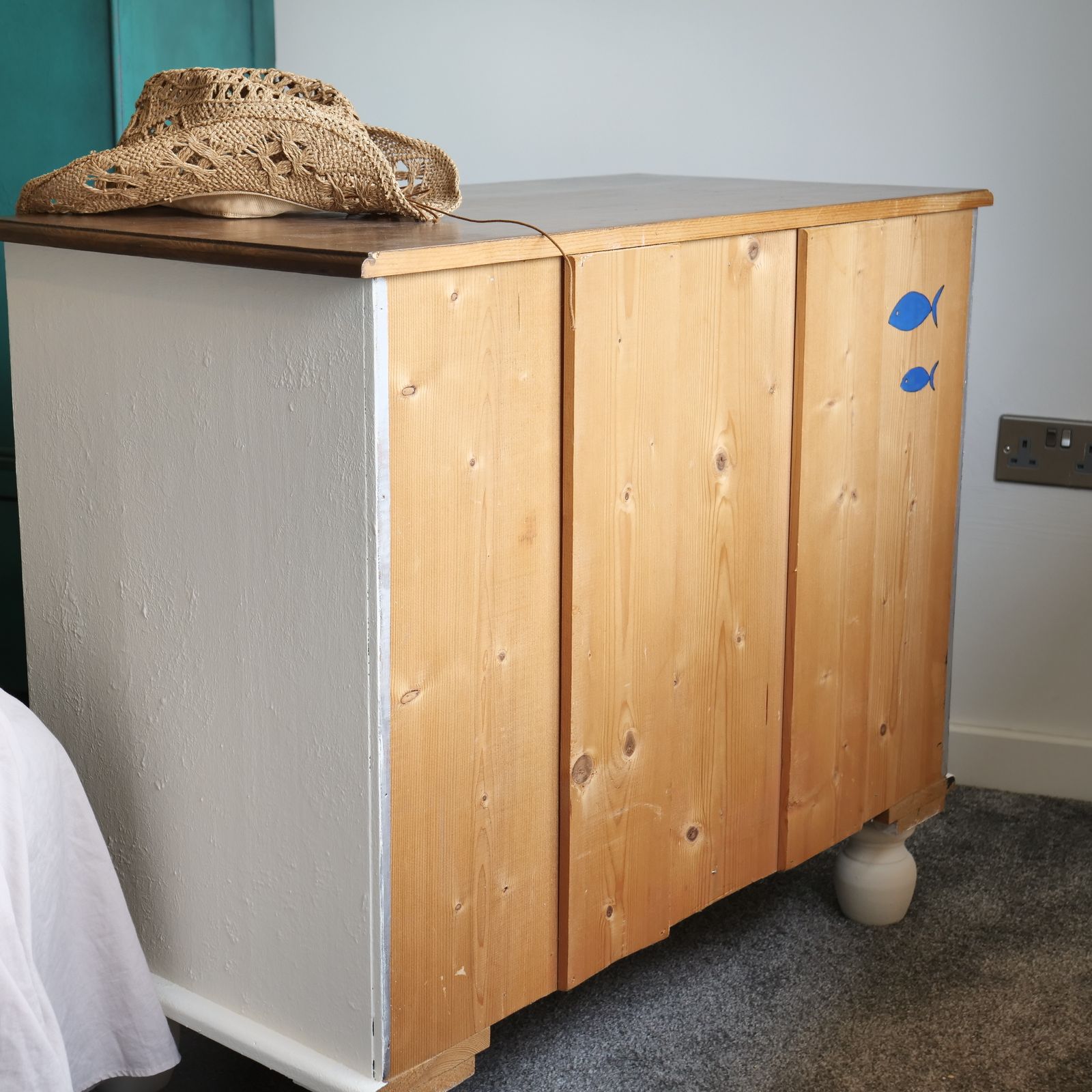 Unique Scallop Chest Of Drawers, Nautical White Cabinet, Blue Ceramic Knobs, Hand Painted With Love photo vintage