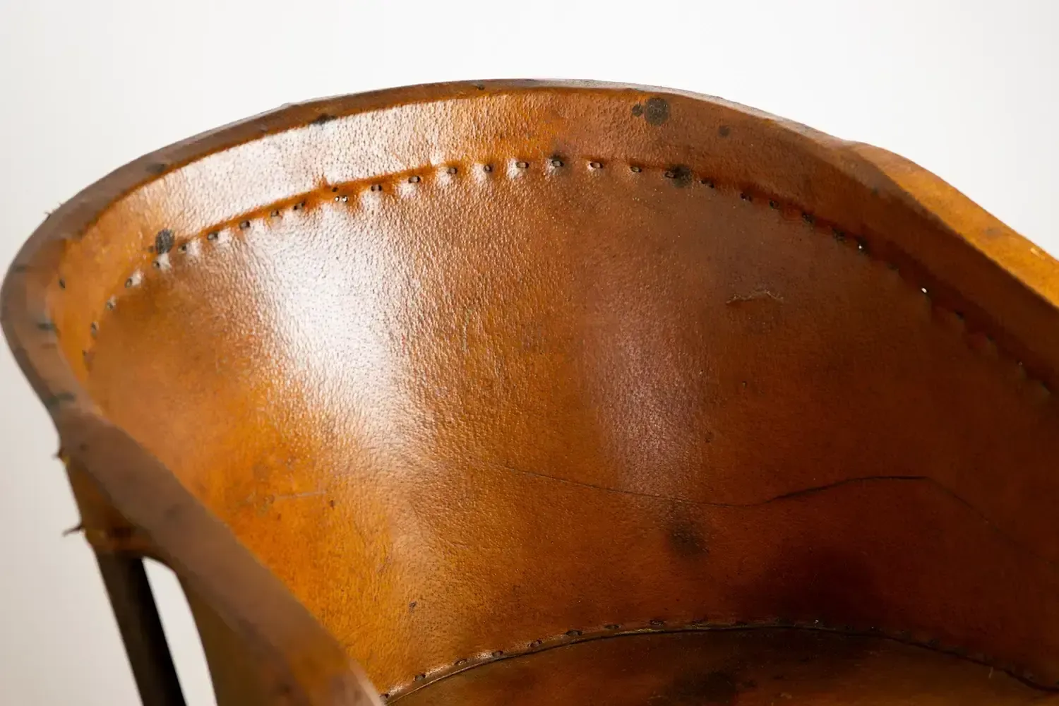Authentic 1960s Mexican Equipale Tub Chair – Handcrafted Pigskin & Cedar, Jalisco Origin photo for sale