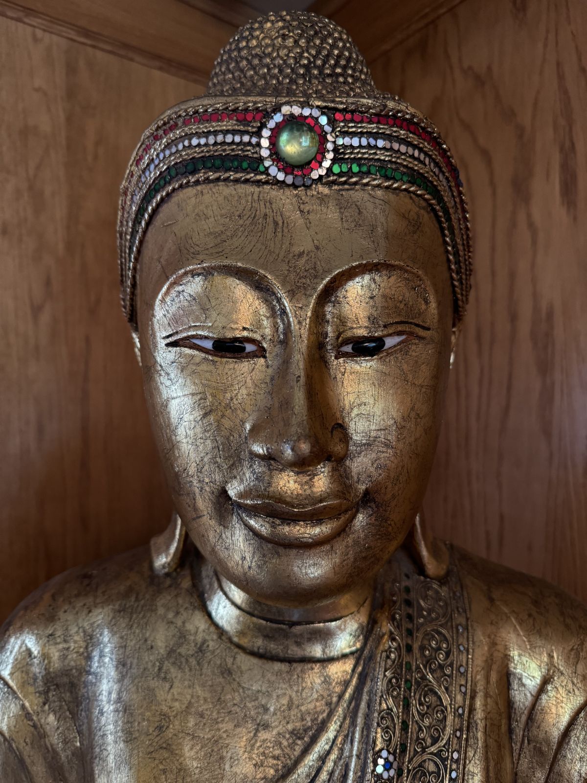 photo furniture Burmese Mandalay Buddha, 20th Century