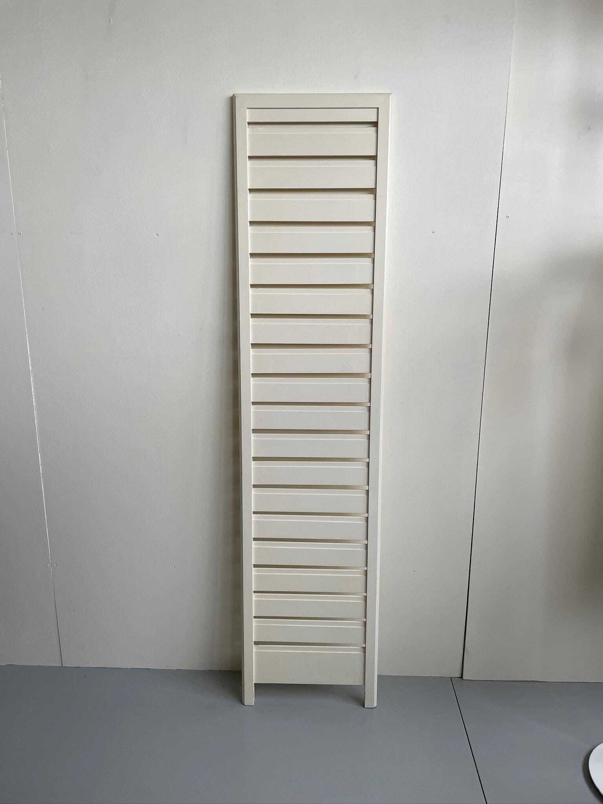 162.5cm X 35/38cm White Tall Wooden Staples Ladderax 2 Foot Room Divider Ladder Stand Alone