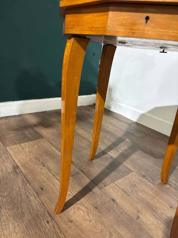 Marquetry Inlaid Sewing Table photo 139.0