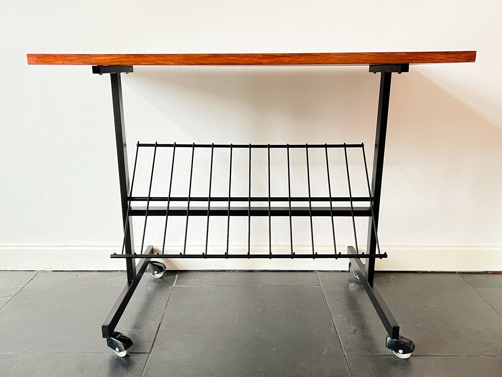 Vintage Mid Century Table On Wheels   Wood, Metal   60/70s   Trolley  Tv Table   Audio Table photo vintage