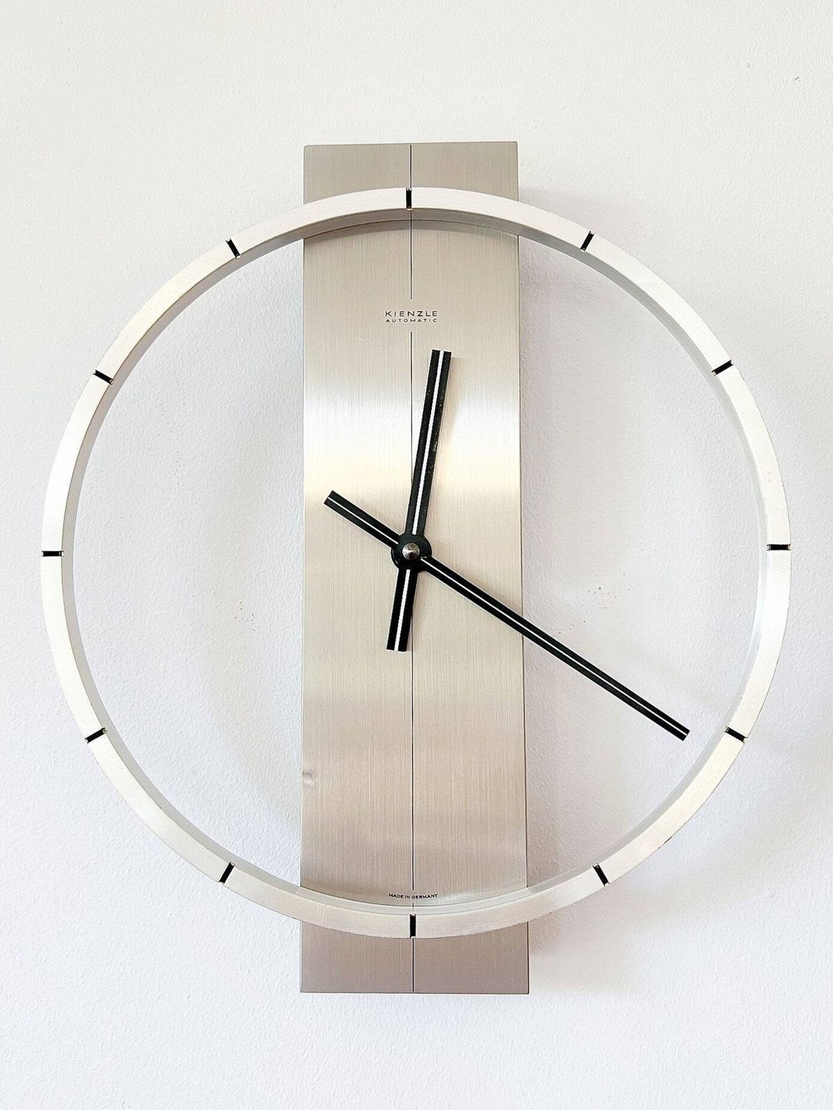 Vintage Mid Century Kienzle Vernikkeld Verzilverd Wandklok, Jaren 1960, Duitsland, Mcm, Automatisch photo furniture