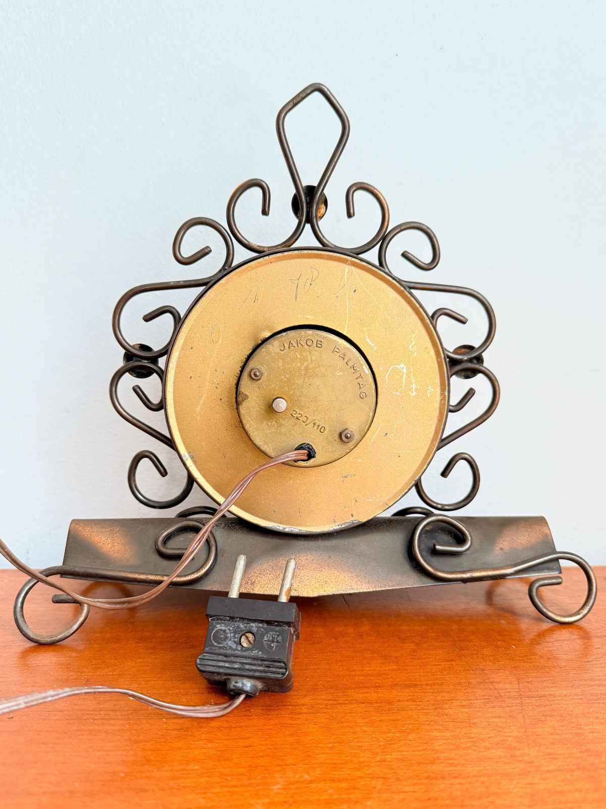 photo for sale Vintage Jacob Palmtag Electric Table Clock   Brass, Glass   Dutch Design   60/70s   Art Deco   Nufa   Kortana   Mid Century