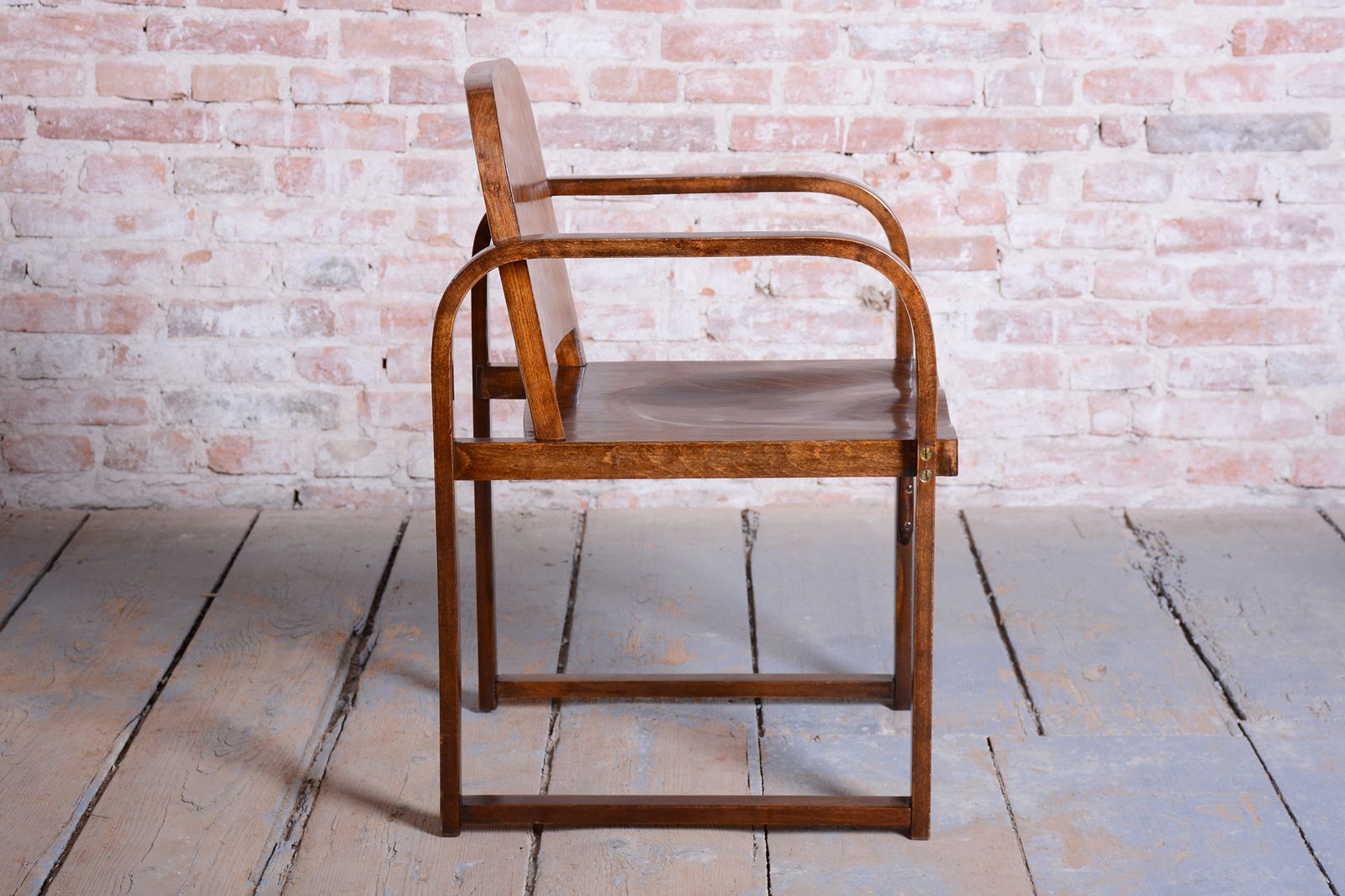 Restored Art Deco Armchair, By Tatra, Pravenec, Beech, Polished, Czech, 1930s photo vinterior