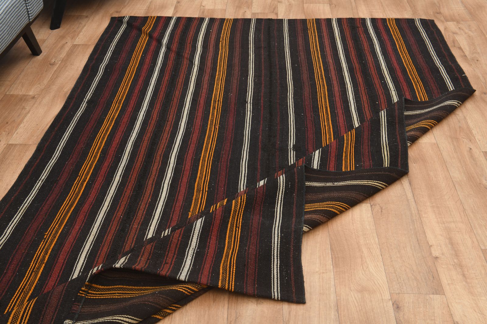 photo furniture 6'5x9'9 Ft, Flatweave Turkish Kilim, Handmade, Soft Wool, Striped Design, Black Red Color, Vintage Kilim, Farmhouse Decor, Rugs For Living Room, Star