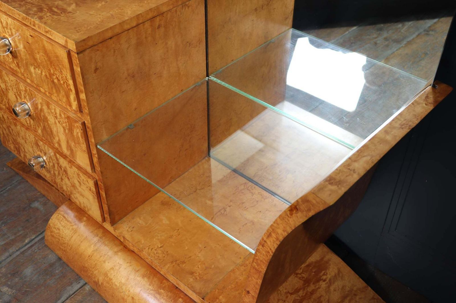 1850.0 Art Deco Burr Maple Dressing Table photo