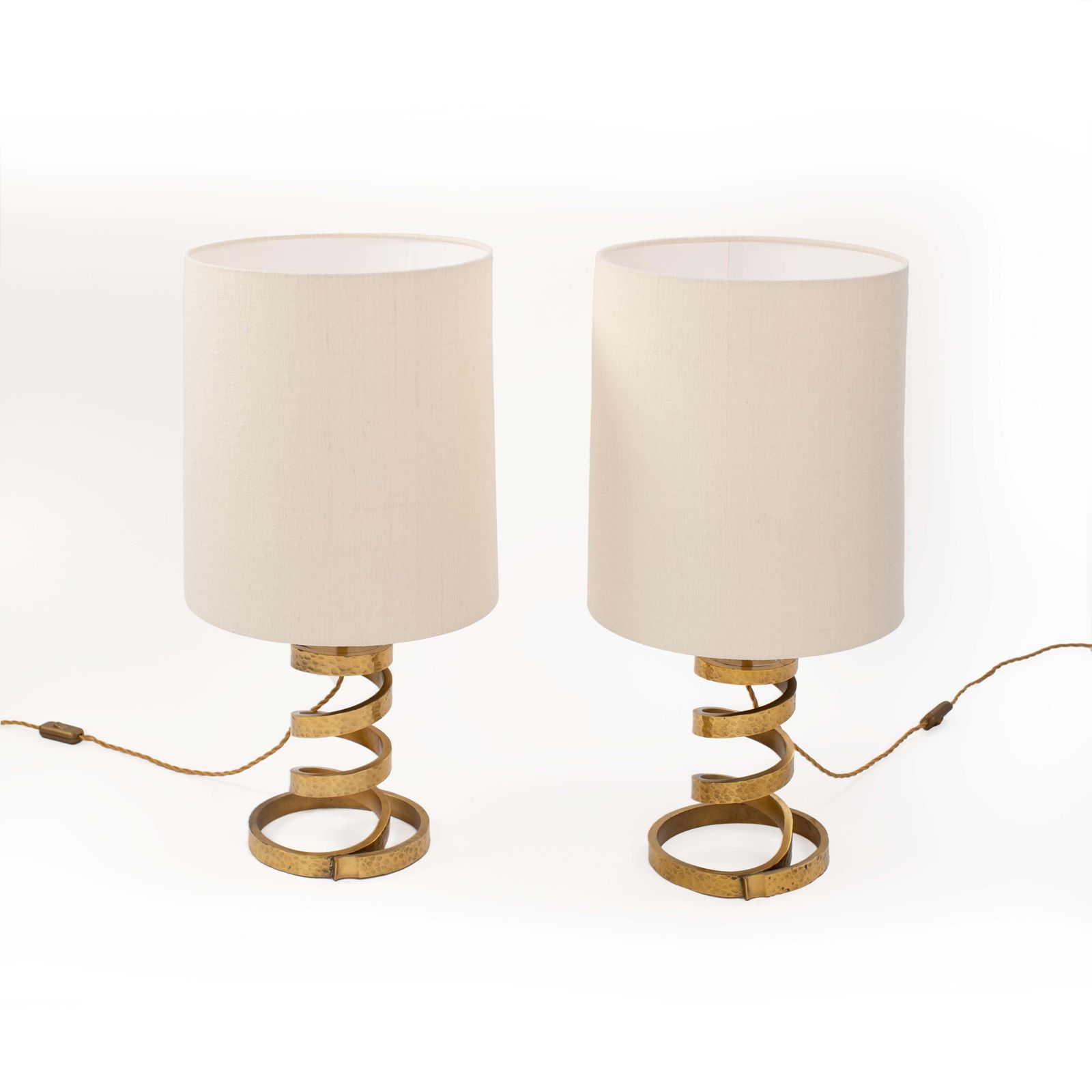 Pair Of Mid Century Turned Brass Table Lamps Silk Shade By Luciano Frigerio 1960 photo Lighting