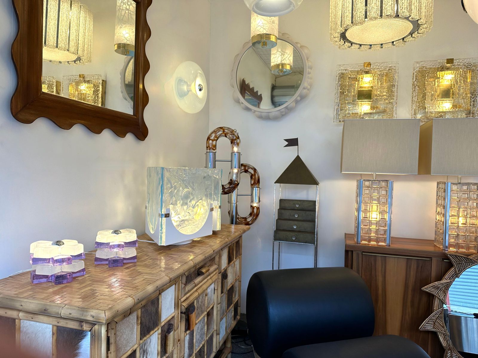 Pair Of Round Glass Cube Lamps By Poliarte, Italy, 1970s photo buy