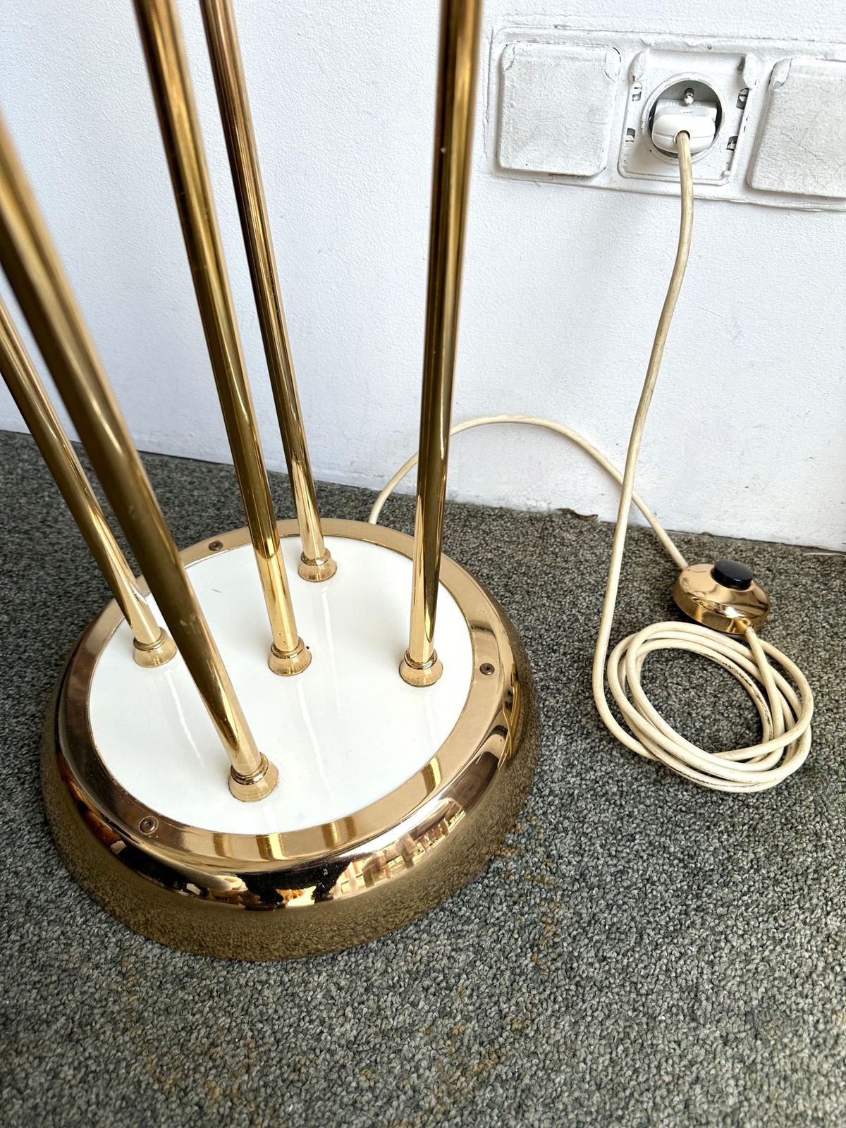 4968.0 Mid Century Modern Brass Reed Floor Lamp Murano Glass By Mazzega, Italy, 1970s photo