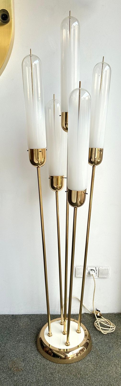 photo vinterior Mid Century Modern Brass Reed Floor Lamp Murano Glass By Mazzega, Italy, 1970s