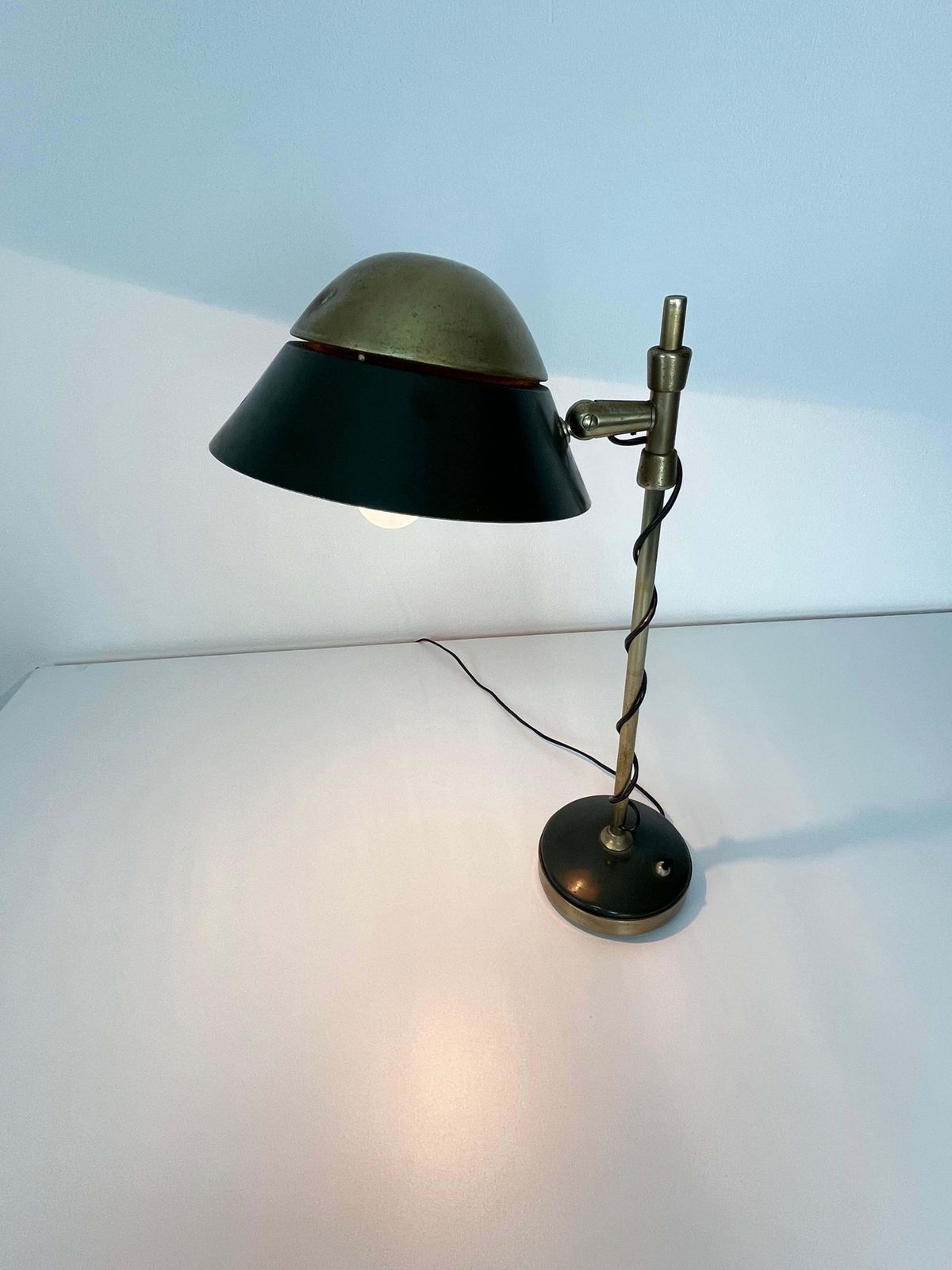 photo vintage Mid Century Adjustable Table Lamp By Oscar Torlasco For Lumi Milano, 1950s