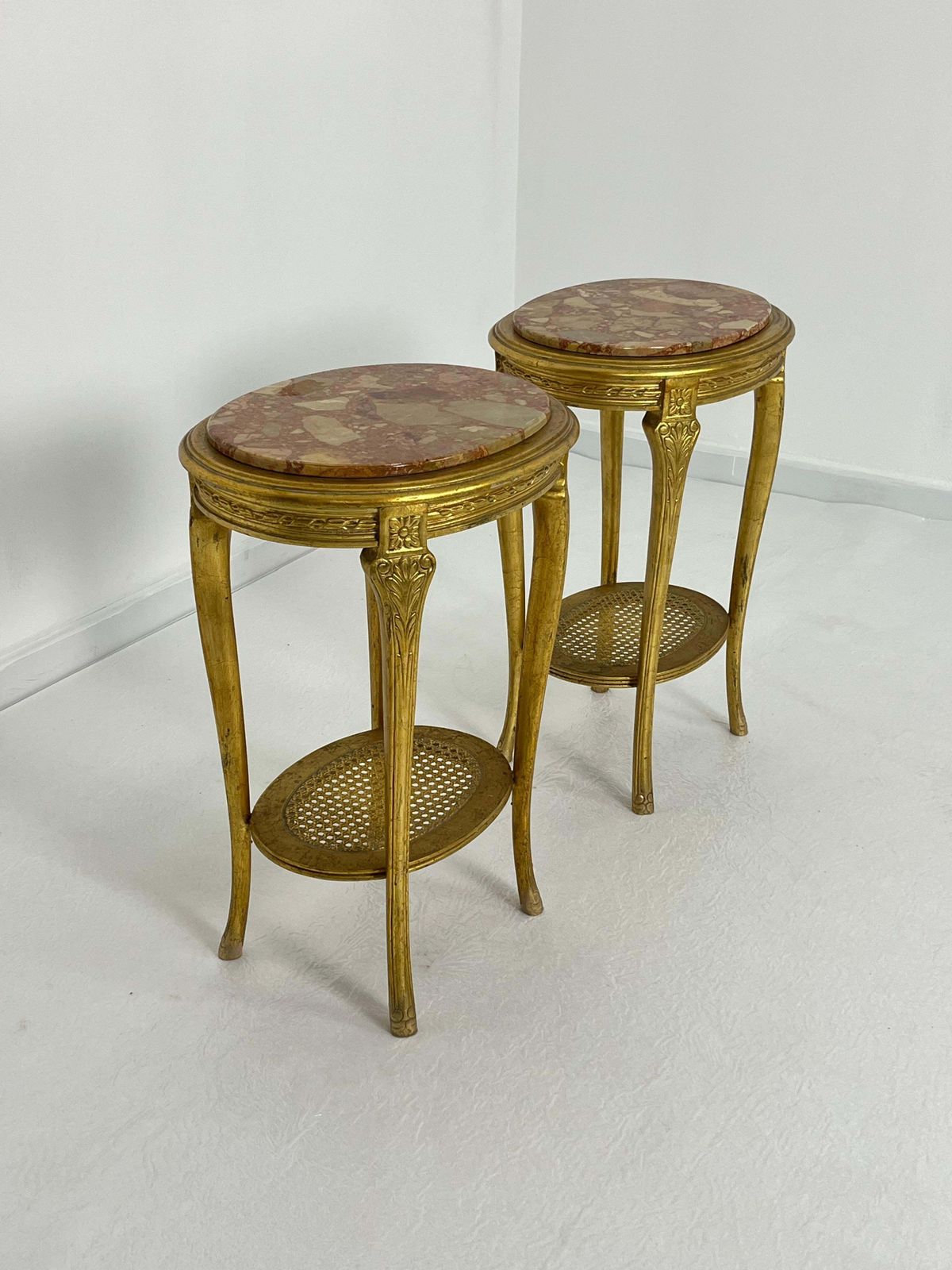 Set Of 2 Oval Italian Mid Century Nightstands, 1960s. photo buy