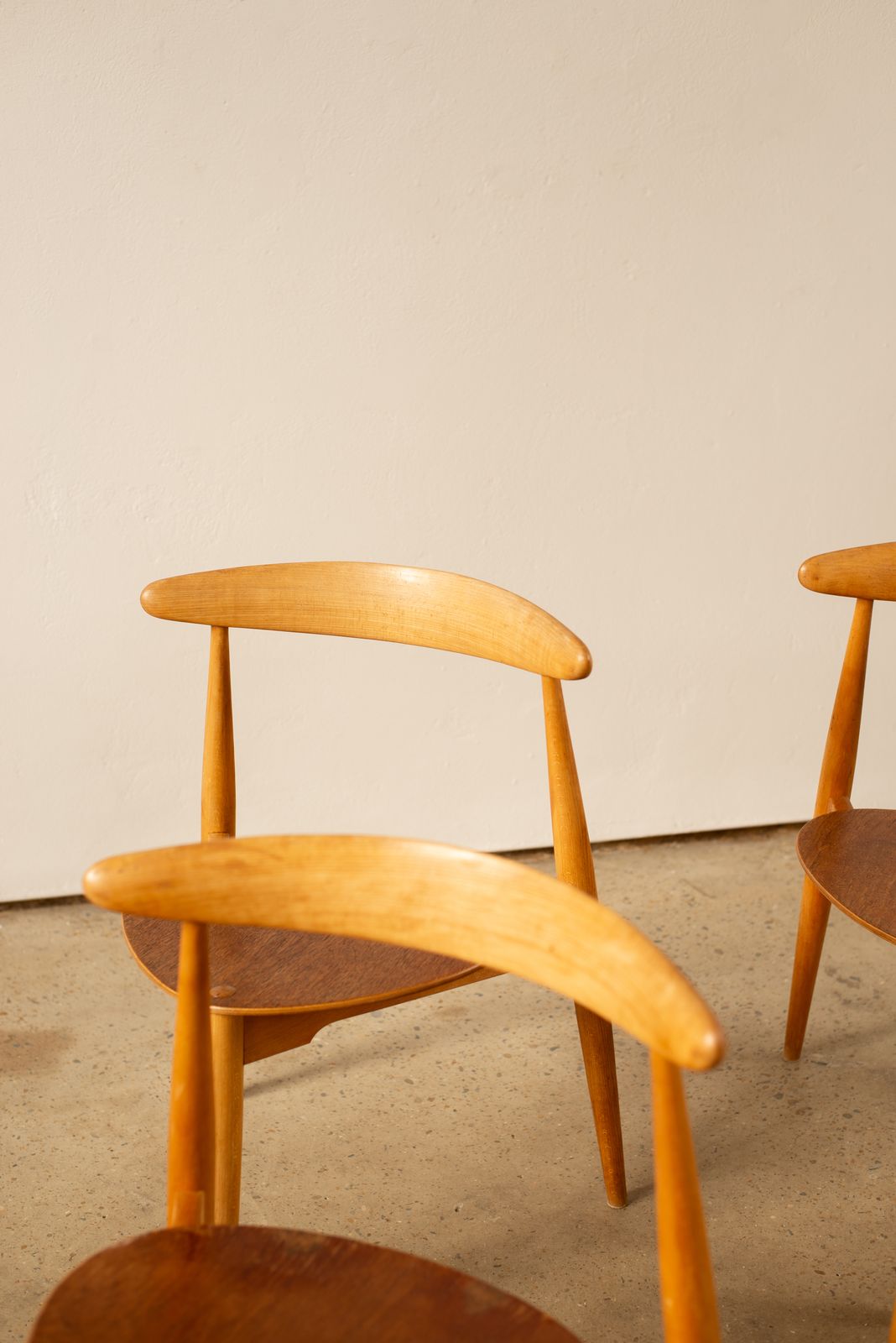 Set Of 4 Hans Wegner Fh4103 Heart Chairs C1960f photo vintage