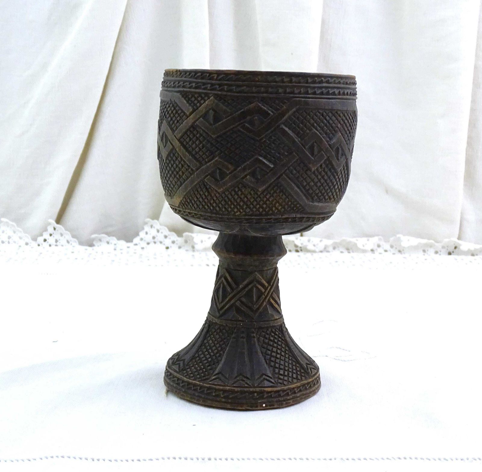 Antique African Wooden Royal Kuba Palm Wine Goblet With Carved Knot Work Pattern Nnaam And Makwoonglmatey, Retro Wood Cup From Africa photo buy