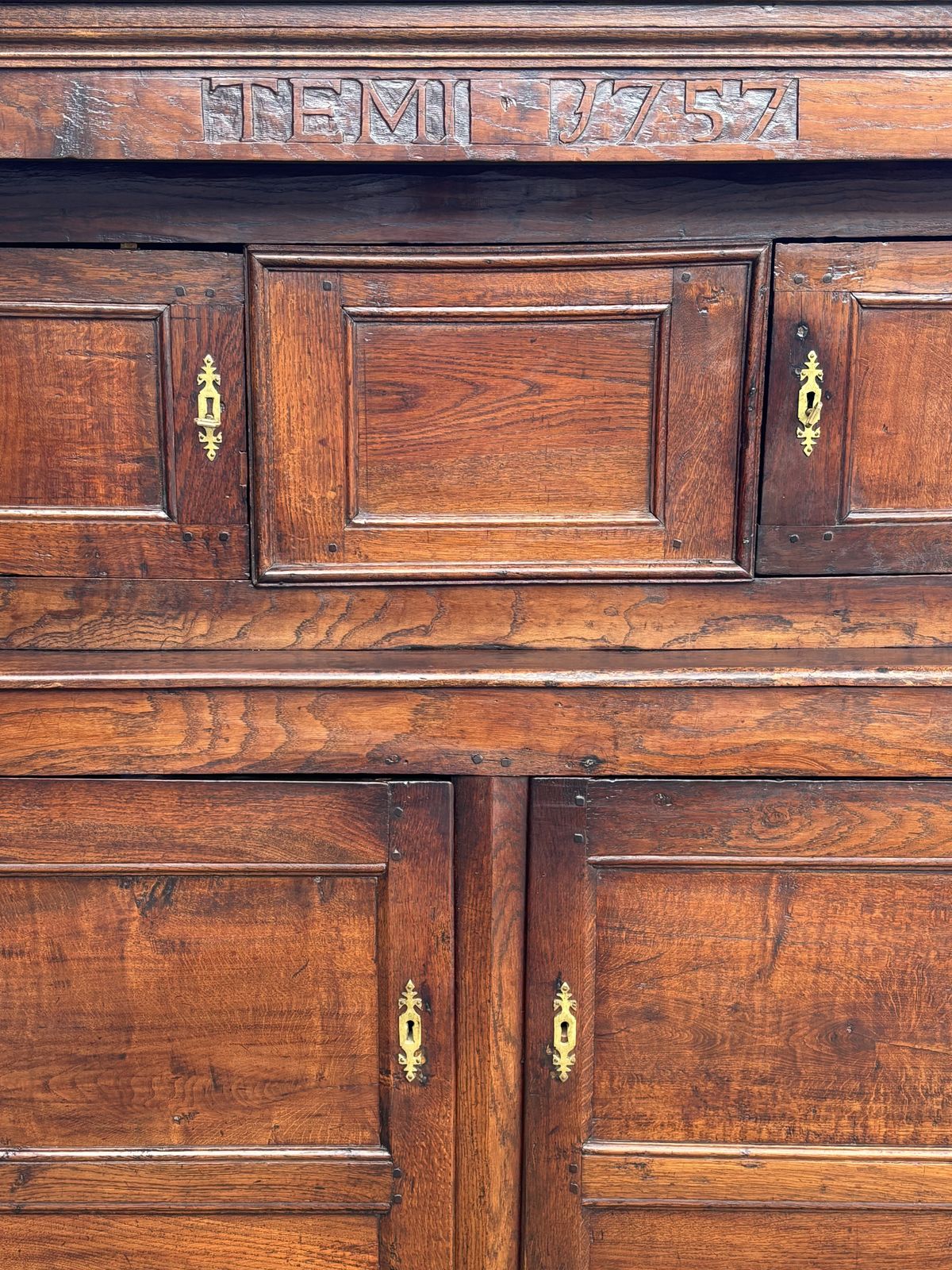 photo furniture 18th Century English Elm Court Cupboard