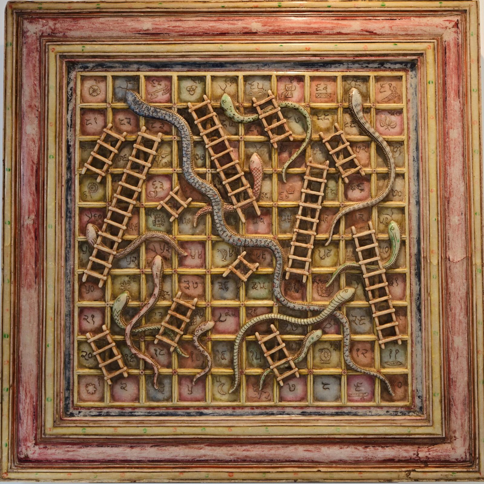 Antique Marble Moksha Patam Board – 19th Century Indian Snakes & Ladders Game | Hand Carved Gyan Chaupar With Devanagari Numerals & Sacred Hindu Motif photo vinterior