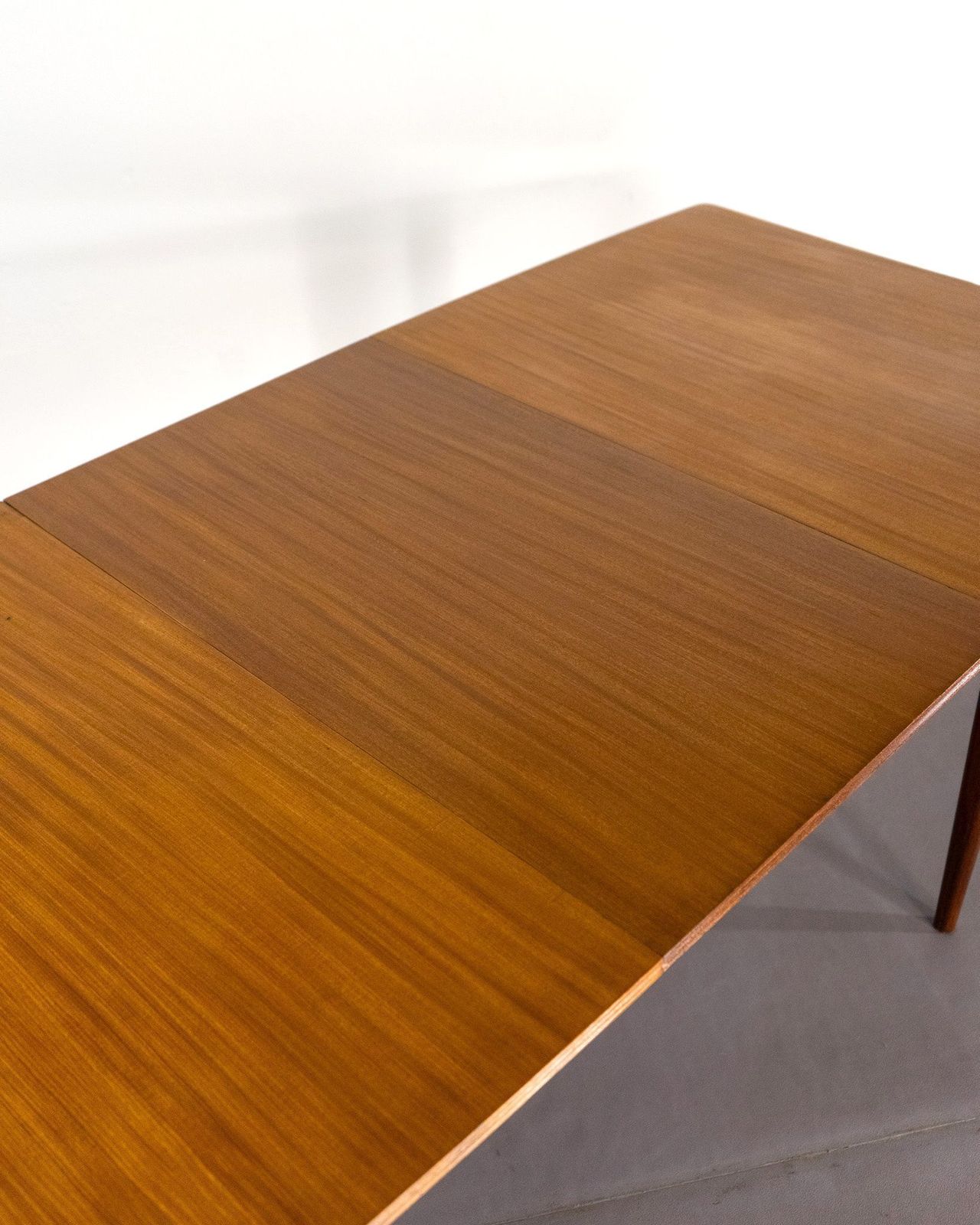 Extendable Dining Table A. Younger Ltd. photo buy