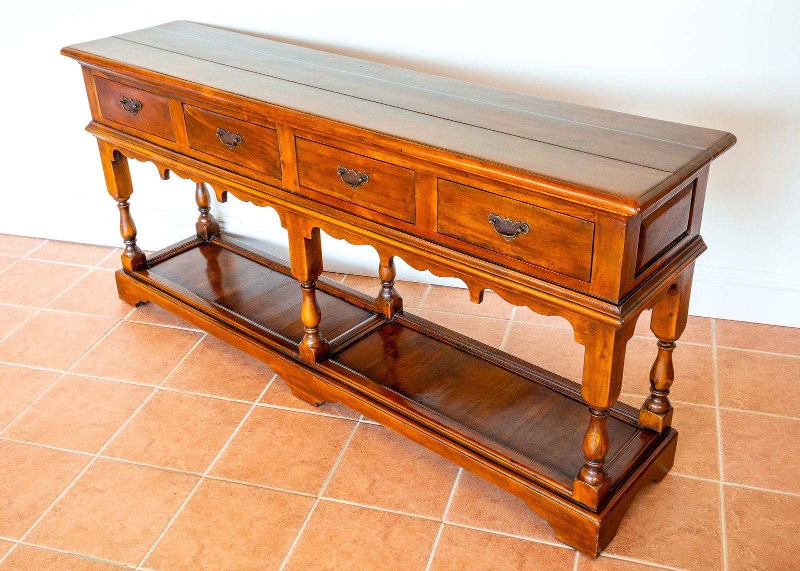 photo vintage Potboard Dresser Base Server Console Tabl.E Sideboar.D Georgian Style Fine Country House Farmhouse By Theodore Alexander