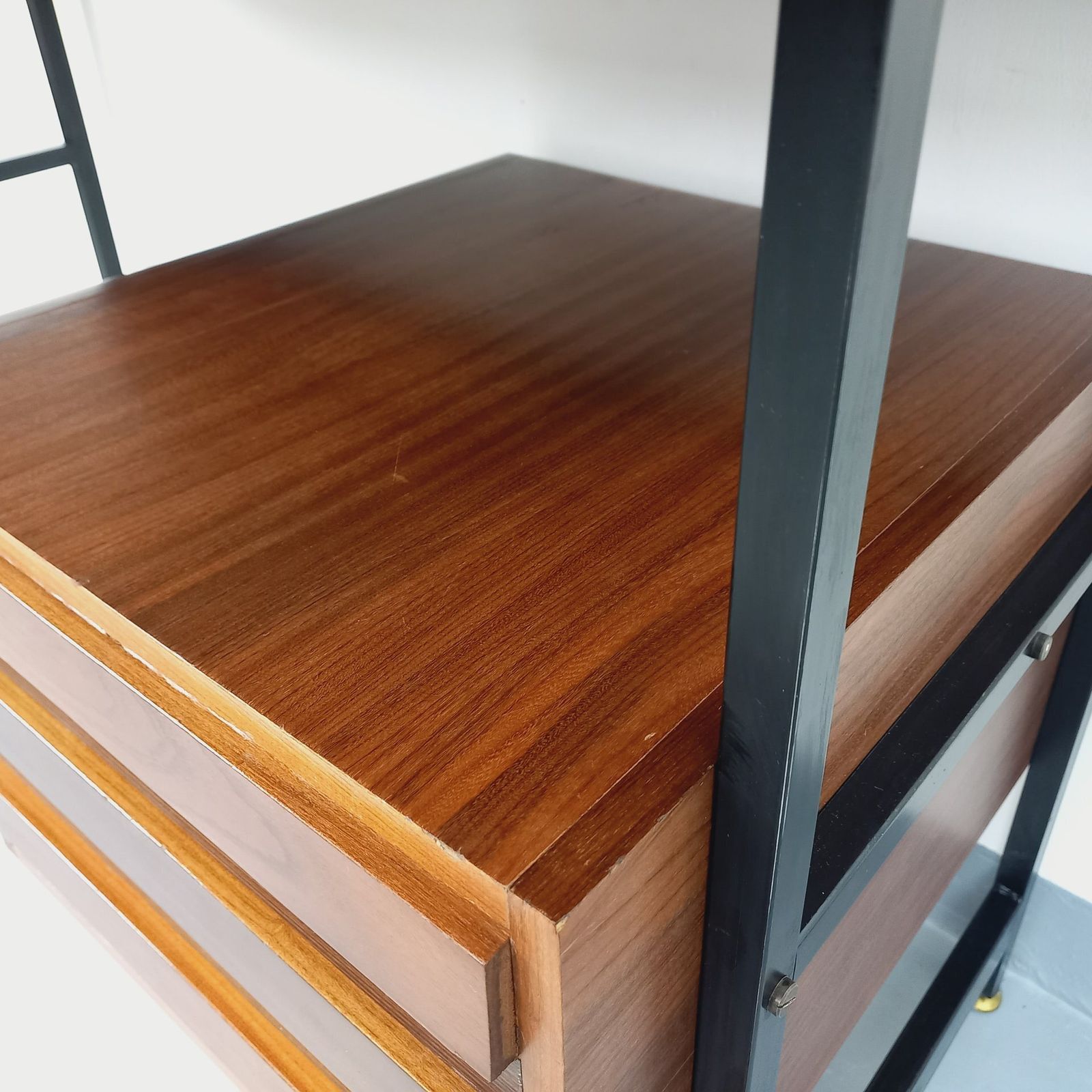 photo vinterior Desk With String Bookcase In Teak, Metal And Melamine